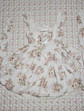 LIZ LISA 🎀 Floral Lace-Up Sleevess Bow Tie Dress